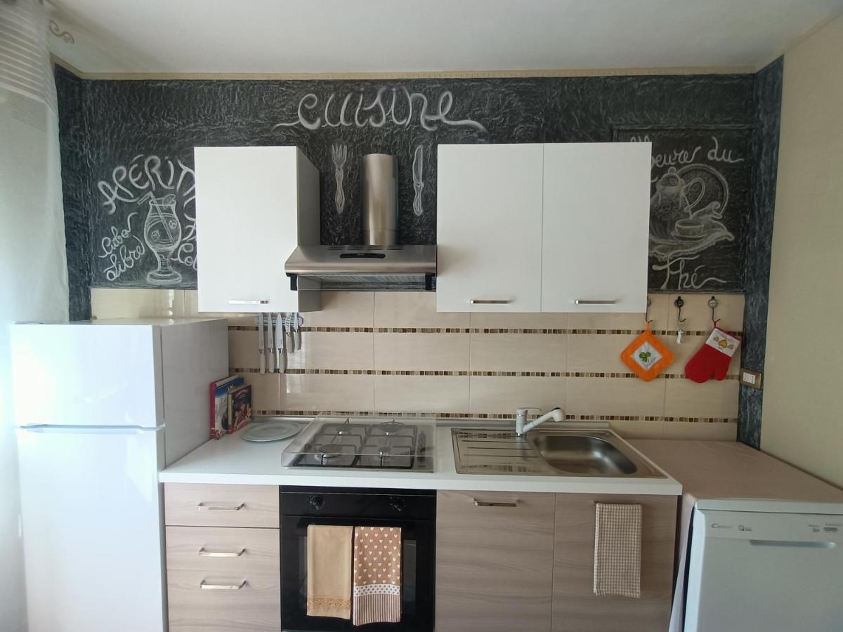 דירות ג'יארה Casa Esemes מראה חיצוני תמונה